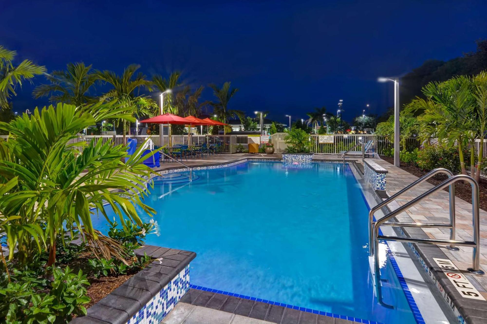 Home2 Suites By Hilton Naples I-75 Pine Ridge Road Vineyards Esterno foto
